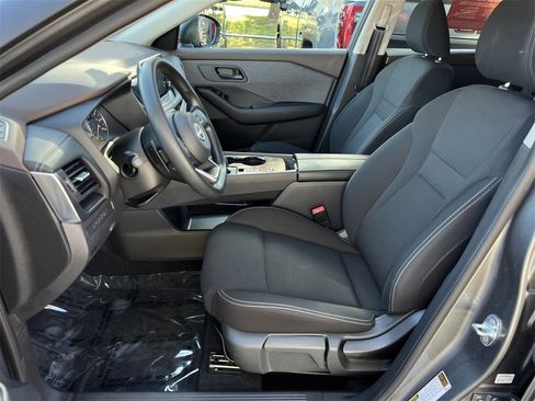 Certified 2023 Nissan Rogue S image 20