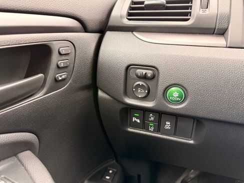 Used 2025 Honda Passport EX-L image 22