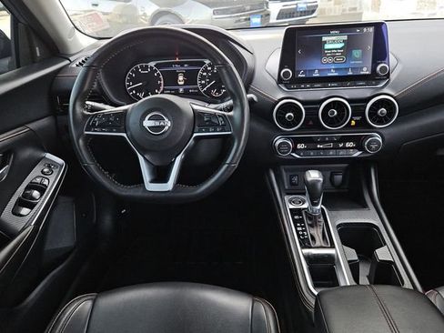 Used 2024 Nissan Sentra SR w/ SR Premium Package FWD image 5