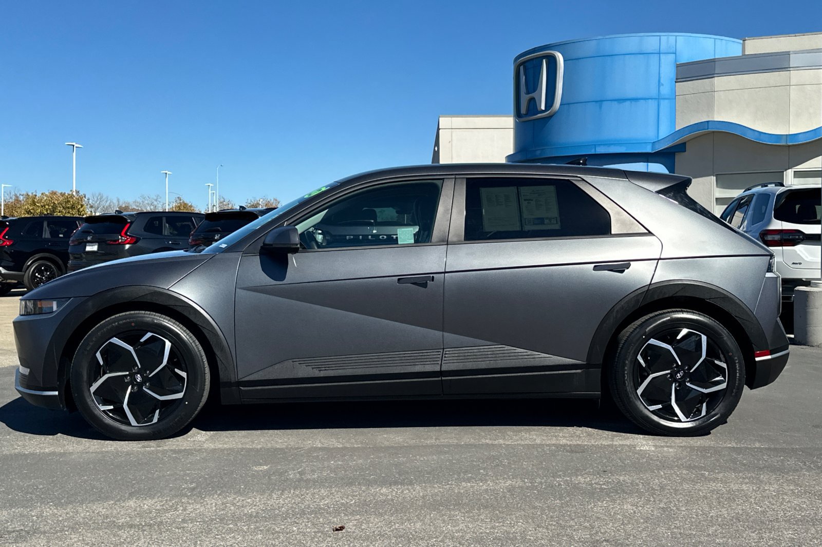 Used 2023 Hyundai Ioniq 5 SEL w/ Cargo Package AWD/4WD image 6