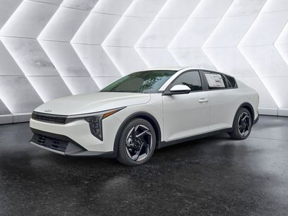 New 2026 Kia K4 EX