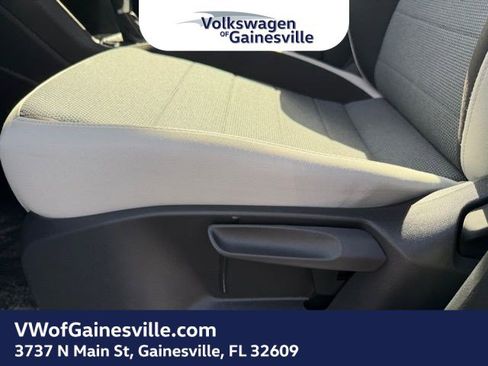 New 2026 Volkswagen Taos S image 15