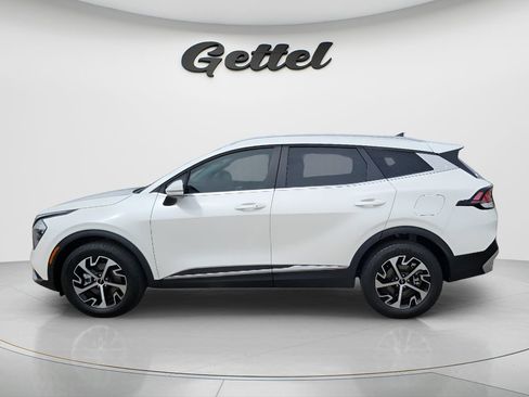 Used 2023 Kia Sportage EX image 7