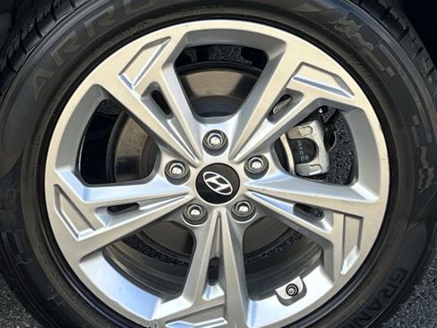 Used 2023 Hyundai Kona SEL w/ Convenience Package image 11