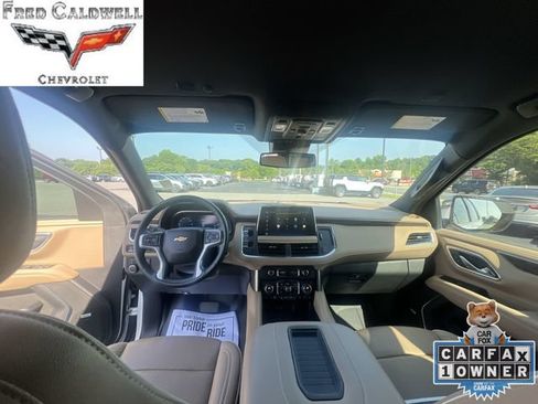 Used 2024 Chevrolet Tahoe Premier AWD/4WD image 25