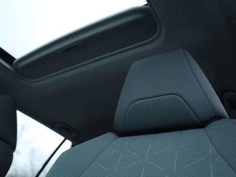 Used 2025 Toyota RAV4 XLE image 14