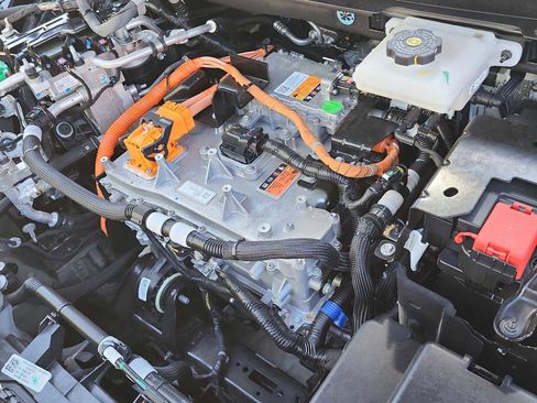 Used 2025 Chevrolet Equinox EV LT w/ Active Safety Package 3 image 13