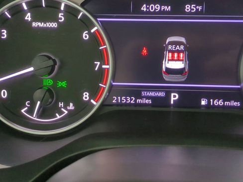 Used 2025 Nissan Rogue SV image 18