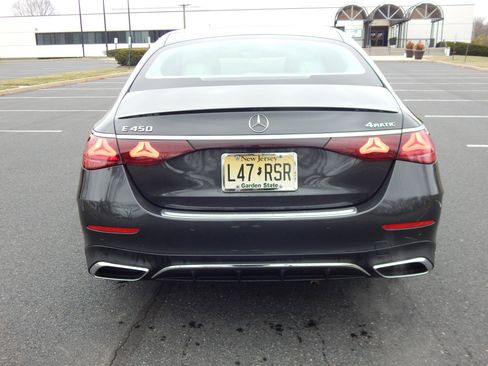 Used 2024 Mercedes-Benz E 450 SEDAN 4-DR image 11
