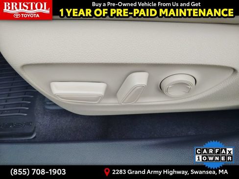 Used 2023 Toyota Highlander XLE AWD/4WD image 23