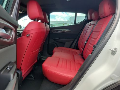 Used 2025 Dodge Hornet R/T AWD/4WD image 9