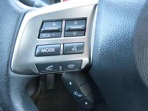 Used 2015 Subaru Forester 2.5i Premium w/ All-Weather Package image 12