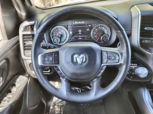 Used 2025 RAM 1500 Laramie image 19