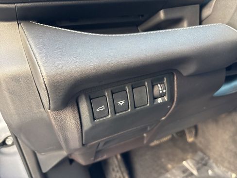 Used 2023 Subaru Ascent Limited w/ Technology Package image 23