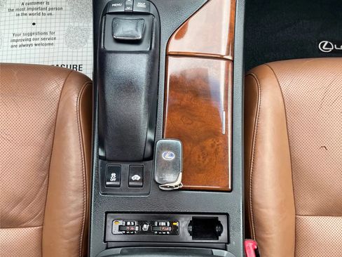 Used 2014 Lexus RX 450h FWD image 16