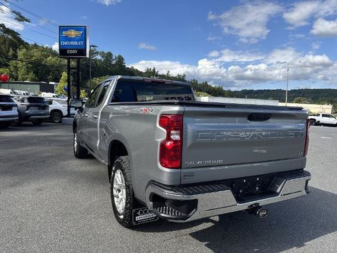 Certified 2026 Chevrolet Silverado 1500 LT AWD/4WD image 3