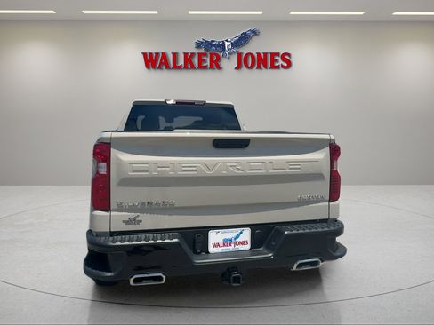 Used 2026 Chevrolet Silverado 1500 Custom Trail Boss AWD/4WD image 6