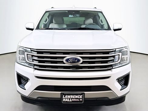 Used 2020 Ford Expedition Max XLT w/ Equipment Group 202A RWD image 2