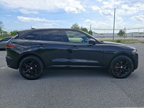 Used 2023 Jaguar F-PACE R-Dynamic S AWD/4WD image 7