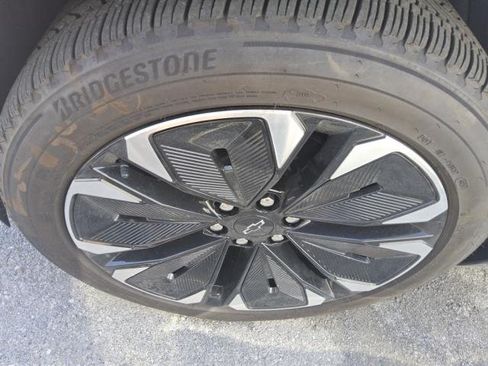 Used 2025 Chevrolet Blazer EV RS AWD/4WD image 22