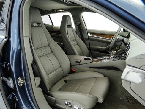 Used 2011 Porsche Panamera S image 34