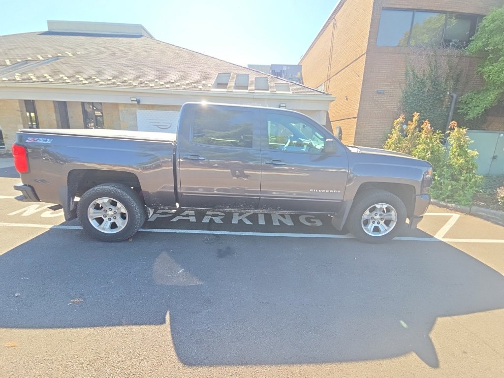 Used 2016 Chevrolet Silverado 1500 LT w/ All Star Edition AWD/4WD image 3