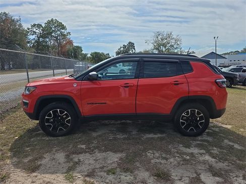 Used 2021 Jeep Compass Trailhawk image 2