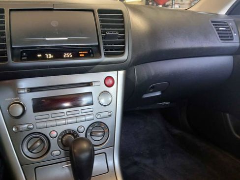 Used 2005 Subaru Legacy 2.5i AWD/4WD image 9