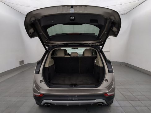 Used 2019 Lincoln MKC Reserve FWD image 29