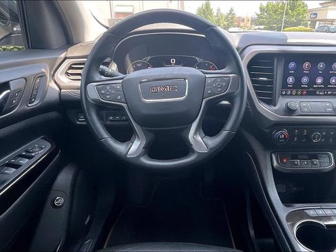 Used 2023 GMC Acadia AT4 w/ Technology Package AWD/4WD image 5