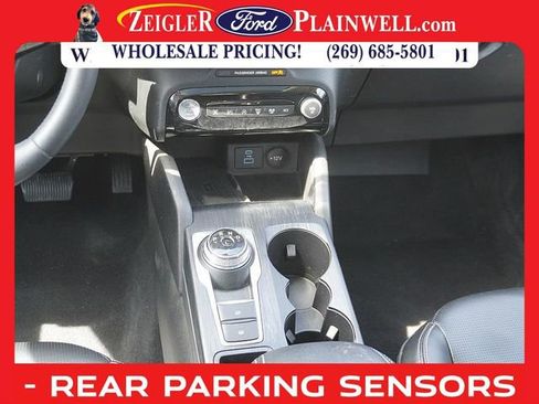 Used 2023 Ford Escape Platinum image 16