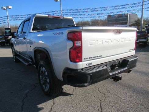 Used 2022 Chevrolet Silverado 2500 Custom w/ Custom Convenience Package image 3