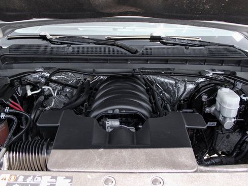 Used 2017 Chevrolet Silverado 1500 LT w/ All Star Edition AWD/4WD image 10