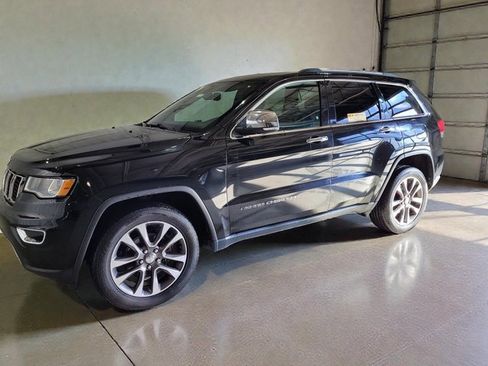 Used 2018 Jeep Grand Cherokee Limited image 21