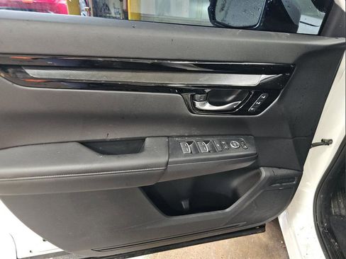 Used 2025 Honda CR-V EX-L image 14