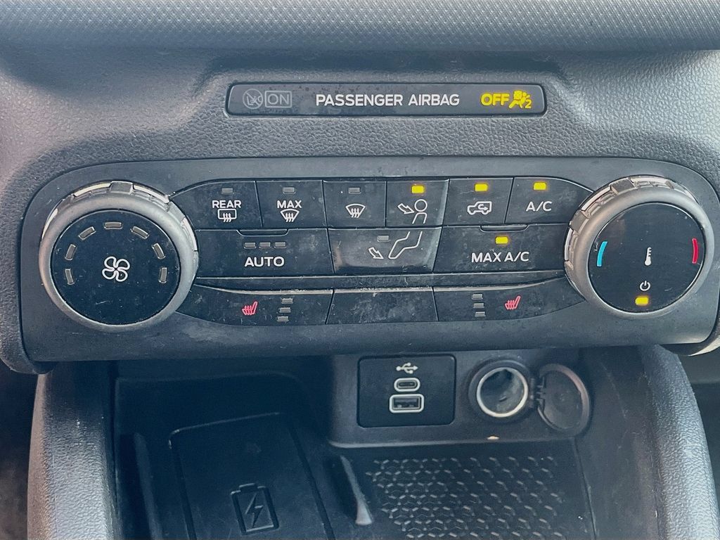 Used 2023 Ford Bronco Sport Heritage w/ Heritage Convenience Package AWD/4WD image 15