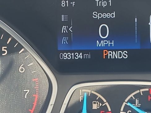 Used 2017 Ford Escape SE w/ Equipment Group 201A AWD/4WD image 22
