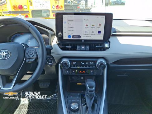 Used 2025 Toyota RAV4 Limited w/ Advanced Technology Package AWD/4WD image 11