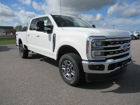 New 2026 Ford F350 Lariat w/ FX4 Off-Road Package image 3