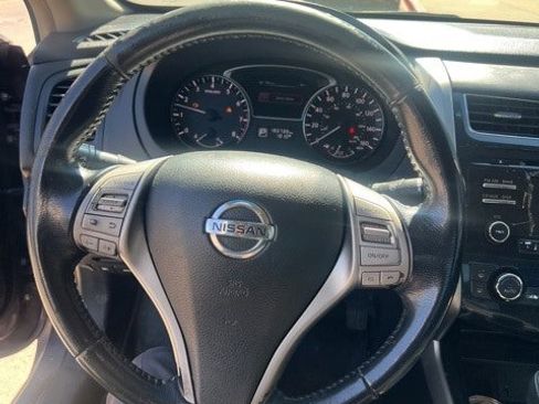 Used 2013 Nissan Altima 2.5 SV w/ 2.5SV Convenience Pkg image 17