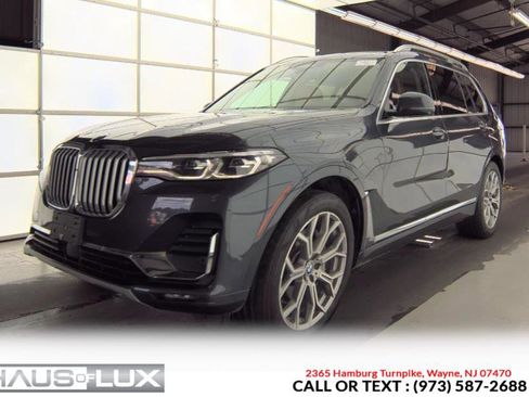 Used 2019 BMW X7 xDrive50i w/ Premium Package AWD/4WD image 3