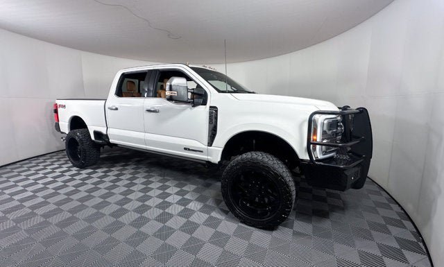 Used 2024 Ford F250 Platinum AWD/4WD image 1