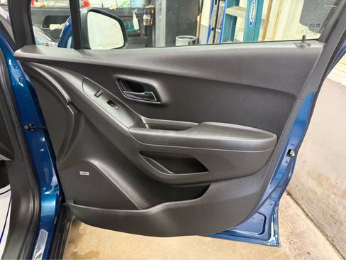 Used 2020 Chevrolet Trax Premier w/ LPO, Protection Package image 30