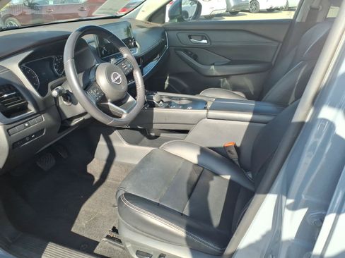 Certified 2023 Nissan Rogue SL w/ SL Premium Package FWD image 13