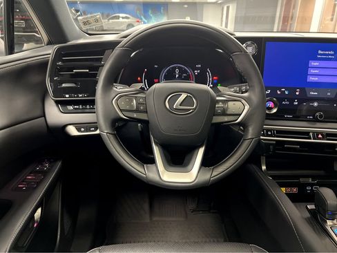 Certified 2023 Lexus RX 350 Premium Plus w/ Accessory Package AWD/4WD image 31