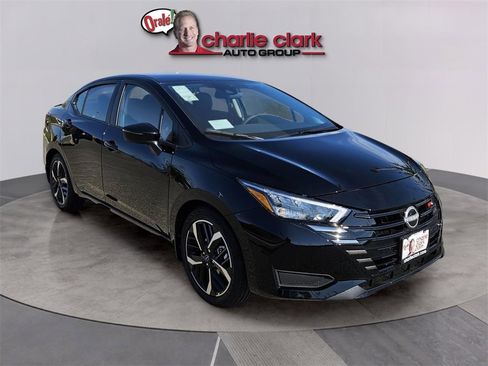 New 2025 Nissan Versa SR w/ Trunk Package image 8