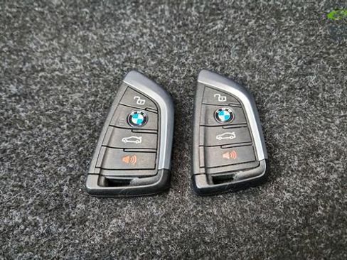 Used 2025 BMW 330i Sedan RWD image 60