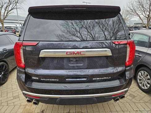 Used 2023 GMC Yukon XL Denali image 10