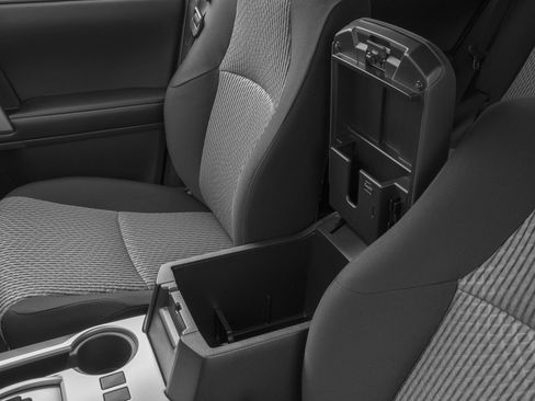 Used 2016 Toyota 4Runner SR5 image 50