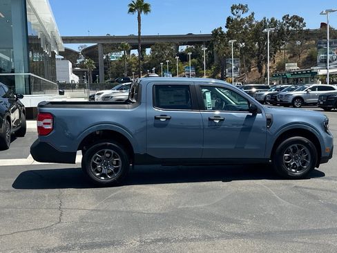 New 2026 Ford Maverick XLT w/ XLT Luxury Package FWD image 2